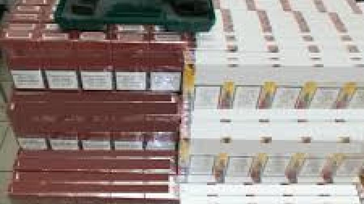 Κατερίνη: Είχε και πιστόλι μαζί με τα λαθραία τσιγάρα