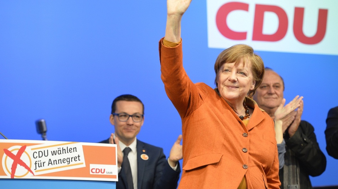 Οι «συντηρητικοί» της Μέρκελ ζητούν δεξιά στροφή και... «όχι άλλη βοήθεια στην Ελλάδα!»