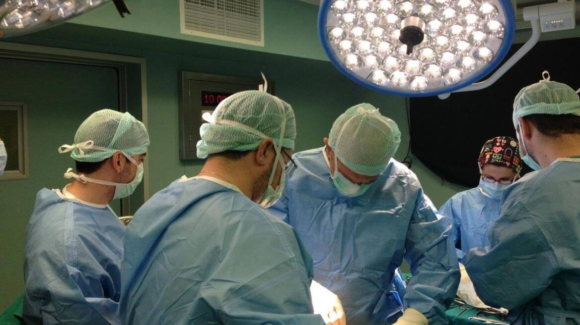 Πρωτοποριακή επέμβαση για ανεγχείρητους έως σήμερα όγκους στο ήπαρ