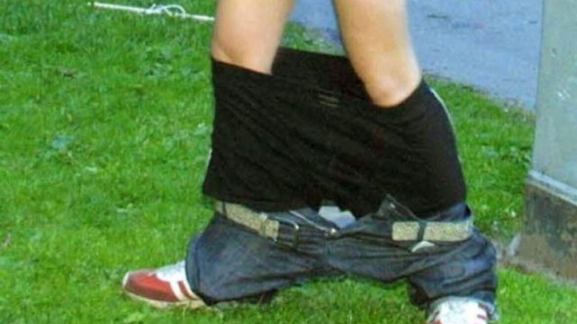 Λαμία: Νεαρός επιδειξίας «χτυπά» μέρα-μεσημέρι μέσα στην πόλη!