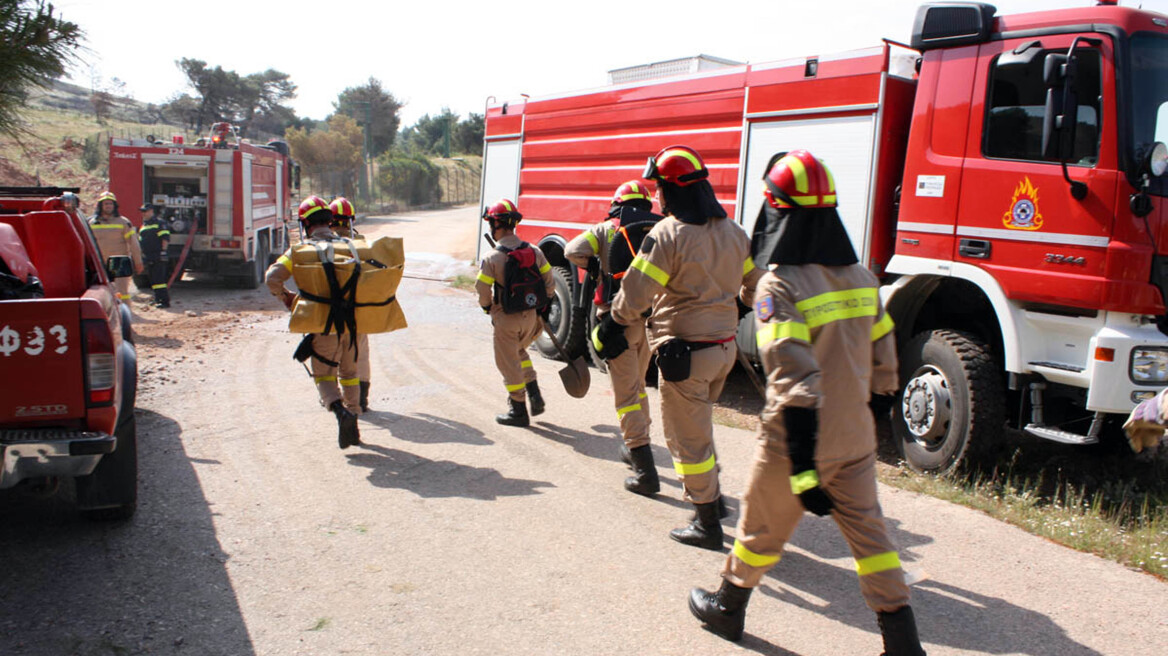 Φωτιά σε κατάστημα με ηλεκτρονικά είδη στο Ηράκλειο Κρήτης