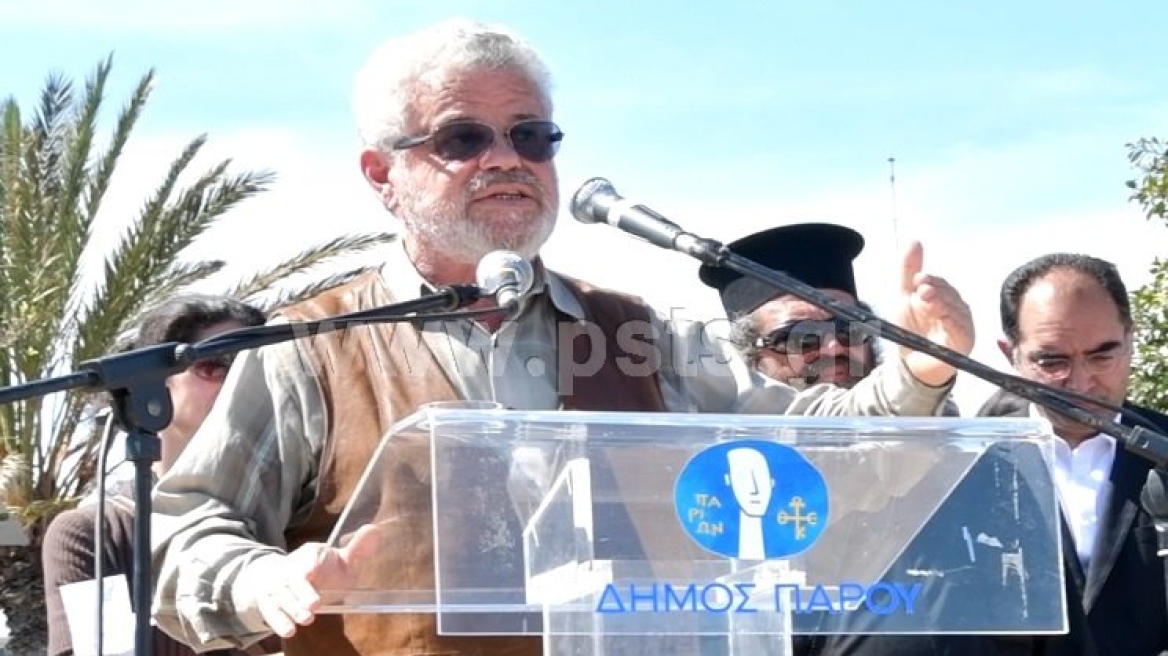 Βίντεο: Φραστική επίθεση από πολίτες της Πάρου στον Μανιό
