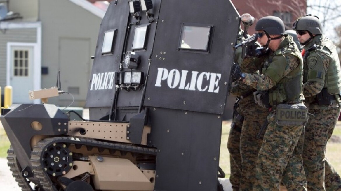 Ερχεται το απόλυτο αστυνομικό εργαλείο καταστολής (video)