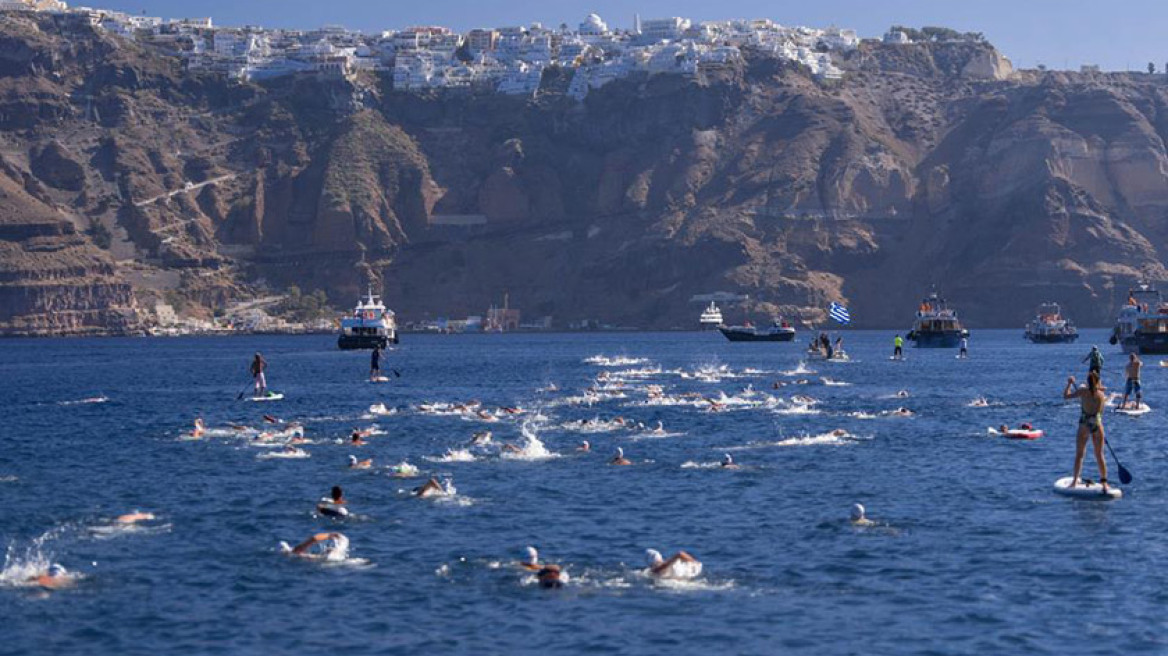 Ένας παγκόσμιος θεσμός με φόντο τη Σαντορίνη!