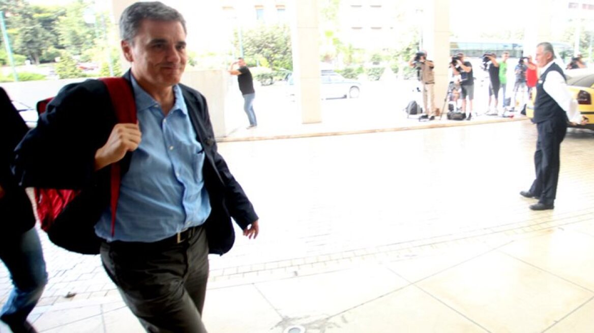Staff level agreement till April 7, says Greek official