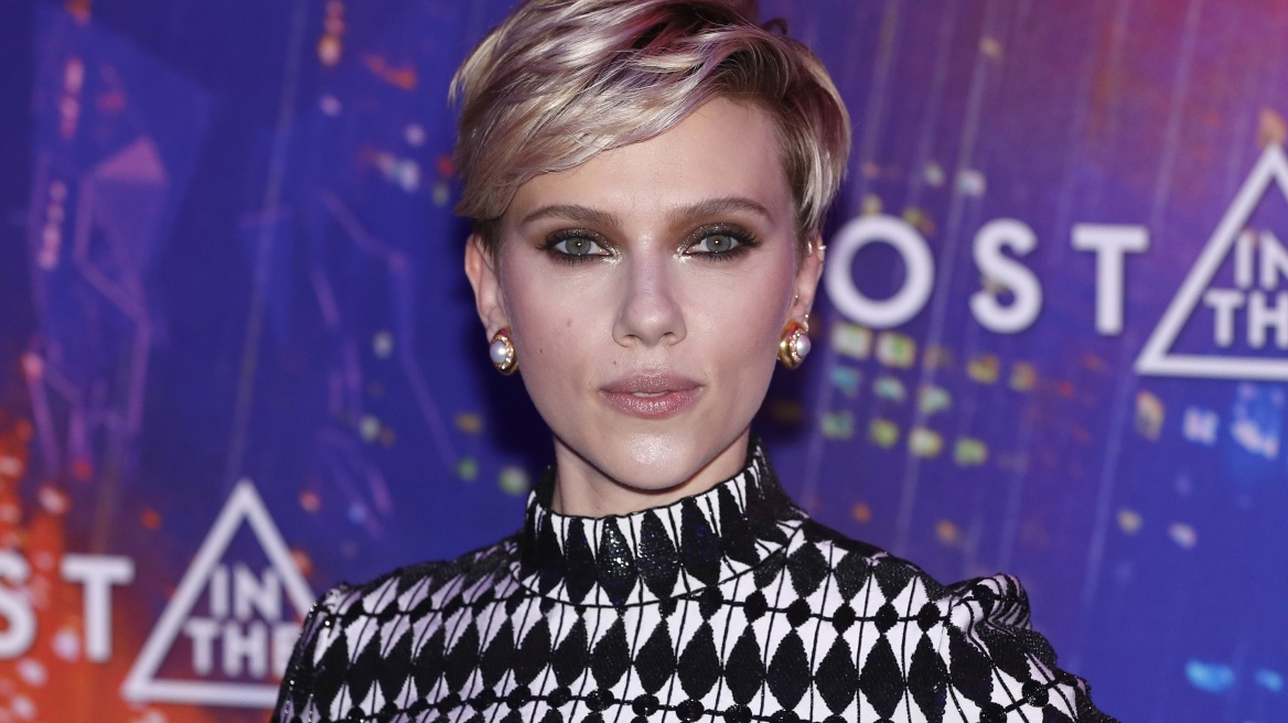 Ghost in the Shell: Γιατί εξοργίζονται οι θαυμαστές της Γιόχανσον; 