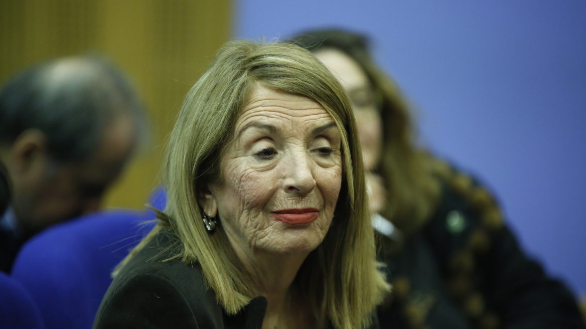 Τασία Χριστοδουλοπούλου: Δεν αποκλείω, ούτε προτείνω εκλογές ή δημοψήφισμα