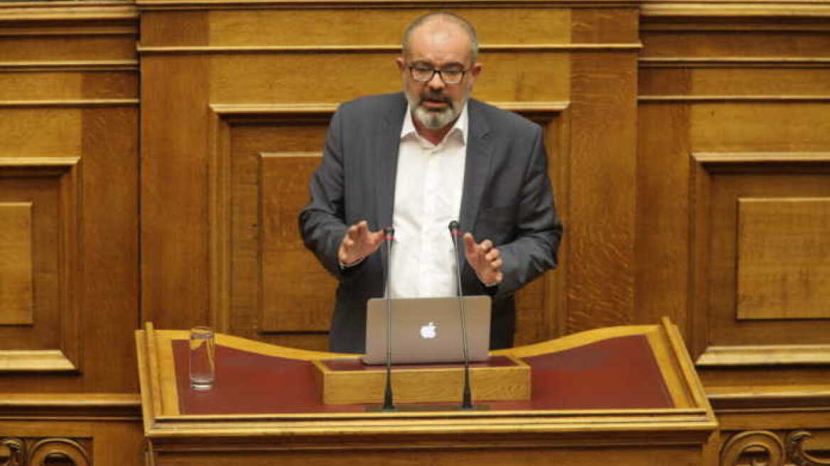 Στη Δημοκρατική Συμπαράταξη ο βουλευτής Κώστας Μπαργιώτας- Συνάντηση με Γεννηματά 