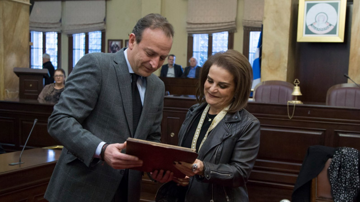 Τα Ιωάννινα τιμούν τη Σοφία Στάικου για το Μουσείο Αργυροτεχνίας