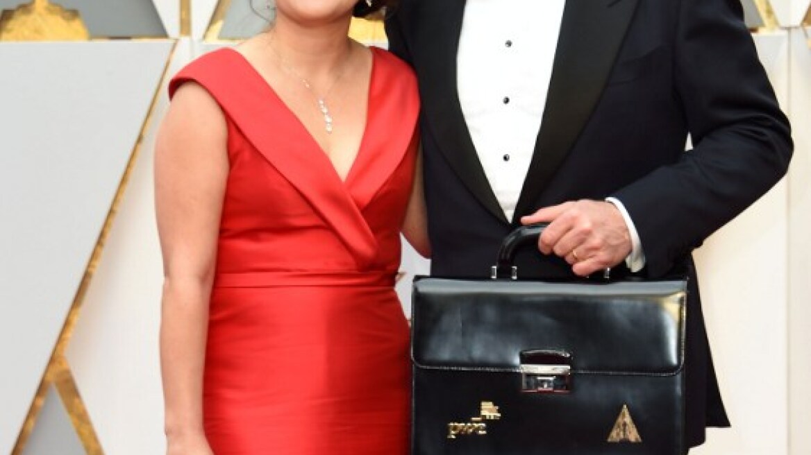 Όσκαρ: Μετά τη γκάφα, απαγορεύουν στους εργαζόμενους να έχουν μαζί τα κινητά τους