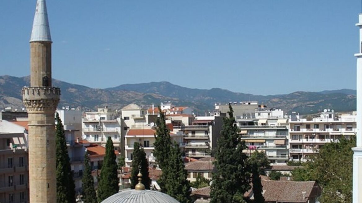 Σε «κόκκινο συναγερμό» αστυνομία και ΕΥΠ για τα όπλα στο τζαμί της Ξάνθης