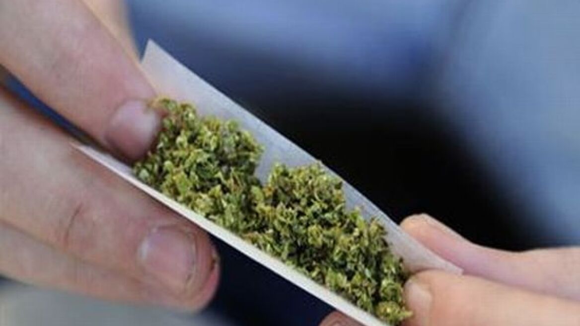 Μαθήτρια συνελήφθη με ναρκωτικά στον Βόλο!