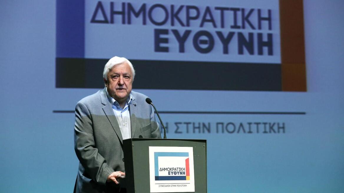 Αλέκος Παπαδόπουλος:  Εάλω το ψεύδος!