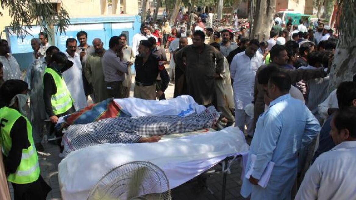 Ένοπλοι βασάνισαν και σκότωσαν μέλη θρησκευτικής μειονότητας στο Πακιστάν