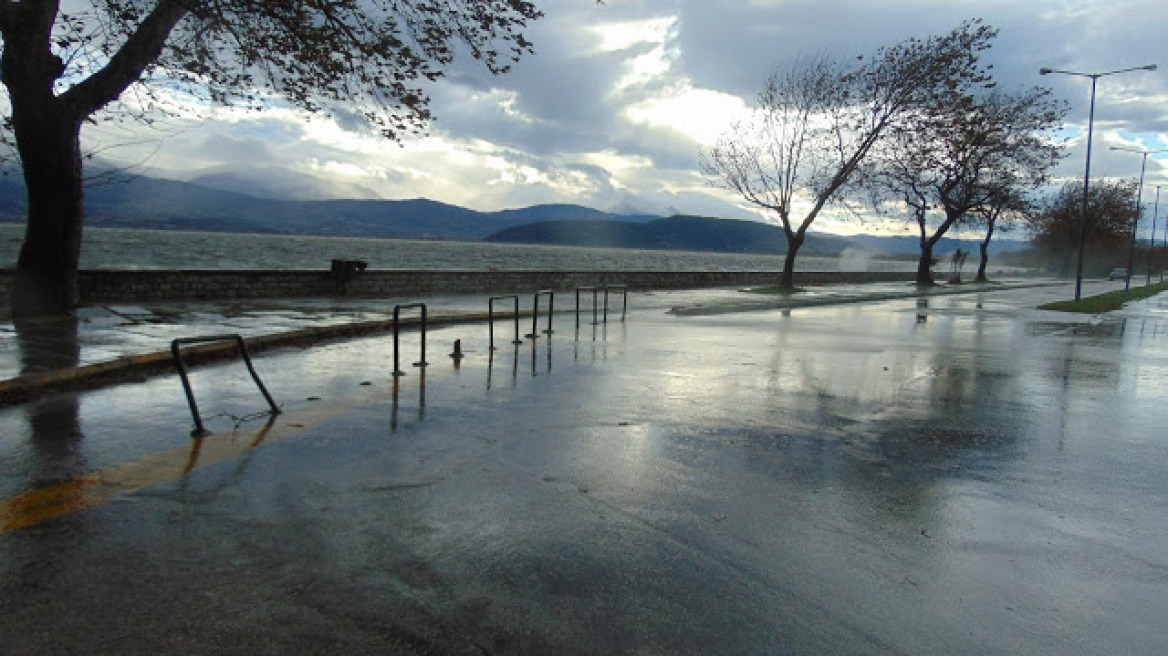 Χιόνια και δύο βαθμοί Κελσίου στα Ιωάννινα 