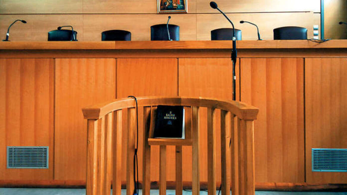 Αμαλιάδα: Κάθειρξη 5 ετών σε πρώην δήμαρχο για υπεξαίρεση