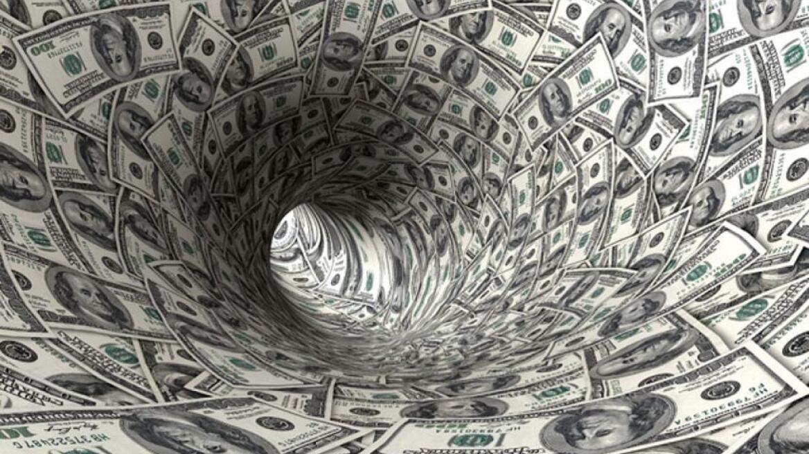 Το παγκόσμιο χρέος έφθασε τα 215 τρισ. δολάρια το 2016