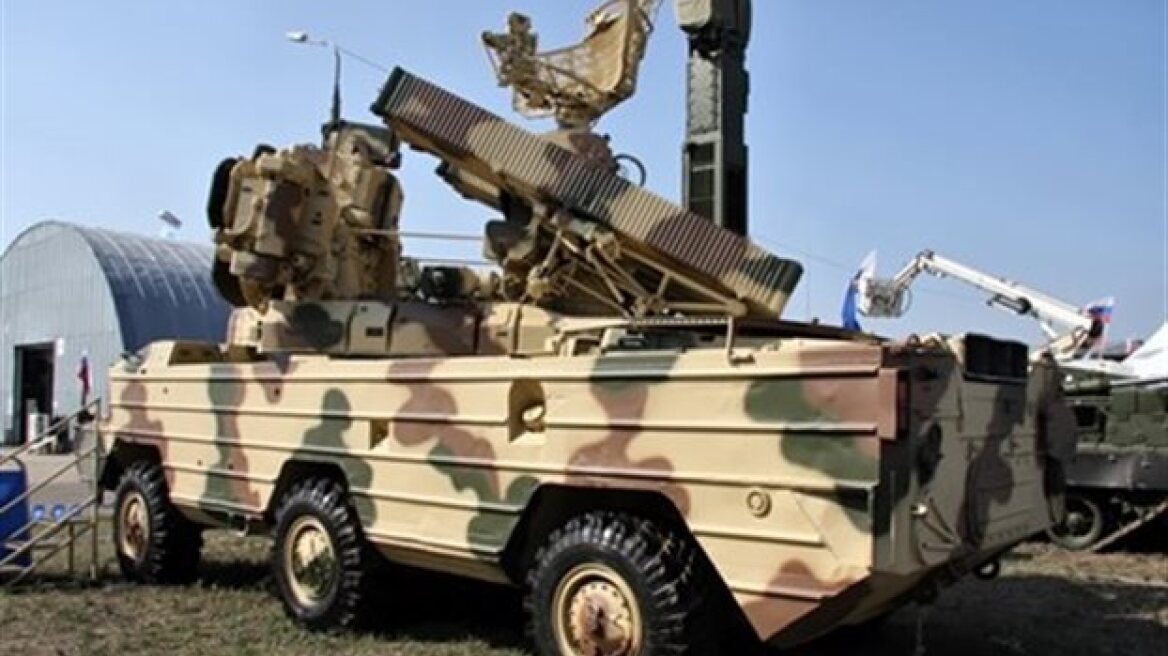 Σε δίκη για την προμήθεια των ρωσικών αντιαεροπορικών εννέα άτομα