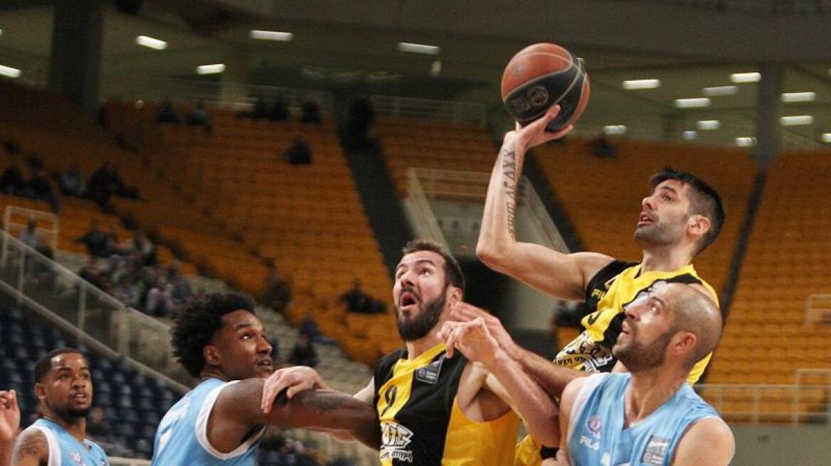 Κολοσσός, μέχρι να μιλήσει για την ΑΕΚ ο αρχηγός