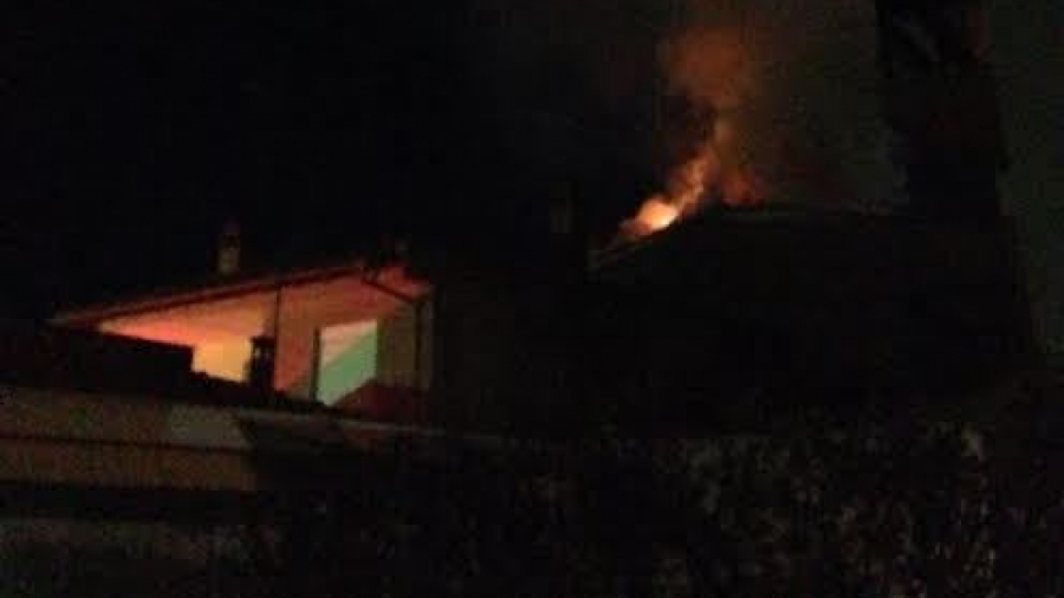 Συναγερμός στην Πυροσβεστική: Πυρκαγιά σε σπίτι στο Χορτιάτη