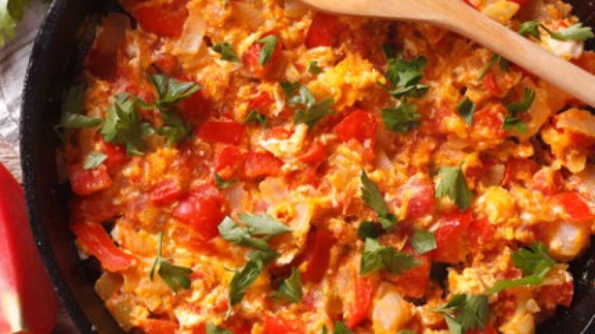 Πικάντικη στραπατσάδα