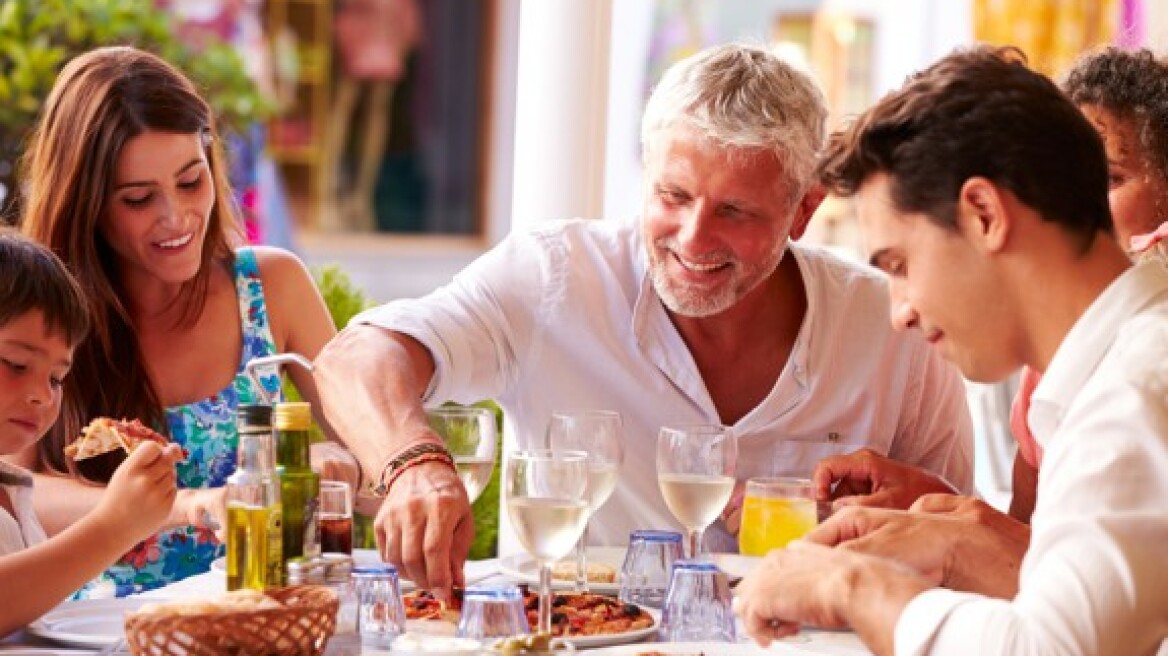 Προσοχή! Δες τι δεν πρέπει να κάνεις αμέσως μετά το φαγητό