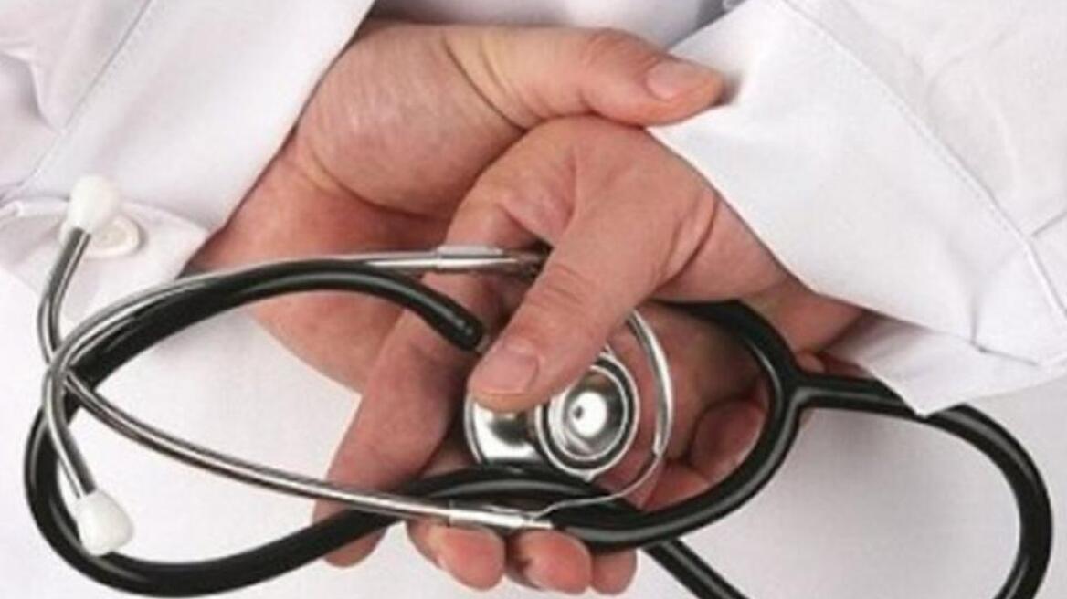 Σε ρόλο... «τροχονόμου» οι 1.300 οικογενειακοί γιατροί που θα προσληφθούν