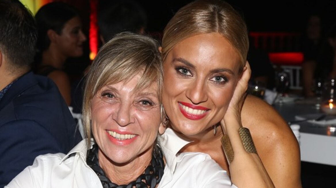 Ελεονώρα Μελέτη: Η μητέρα της έκανε έφοδο στο κομμωτήριο και…