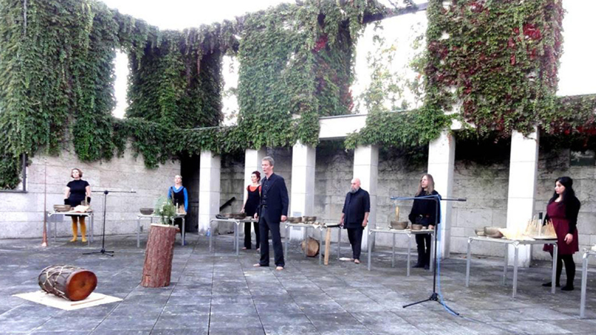 Αφιερωμένη στον Γιάννη Χρήστου