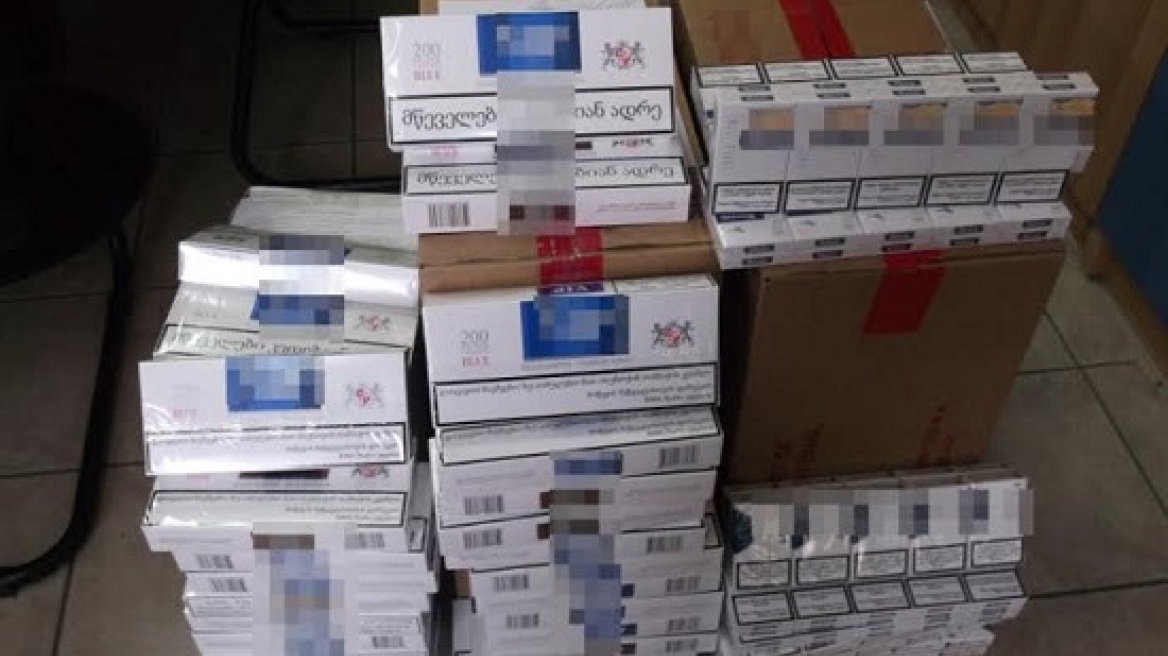 Λαθραία τσιγάρα σε λεωφορεία και Ι.Χ. στον Έβρο