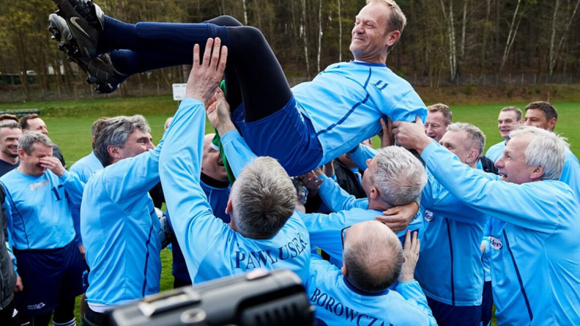 Στo γήπεδo γιόρτασε τα 60ά του γενέθλια ο Τουσκ 