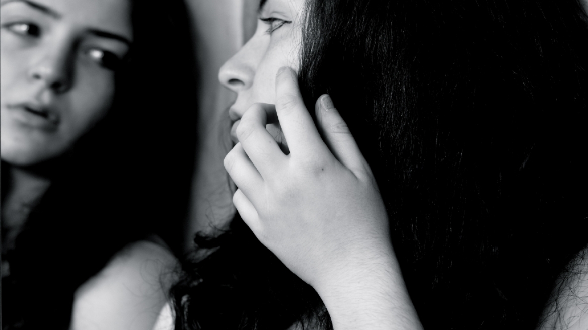 Η διαταραχή «αποπροσωποποίησης»: Αίτια και τρόποι αντιμετώπισης