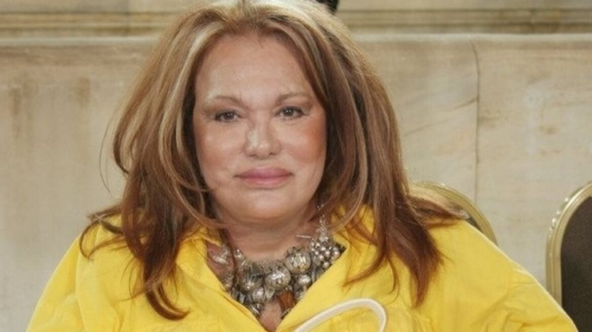 Στο νοσοκομείο με καρδιολογικά προβλήματα η Μαίρη Χρονοπούλου