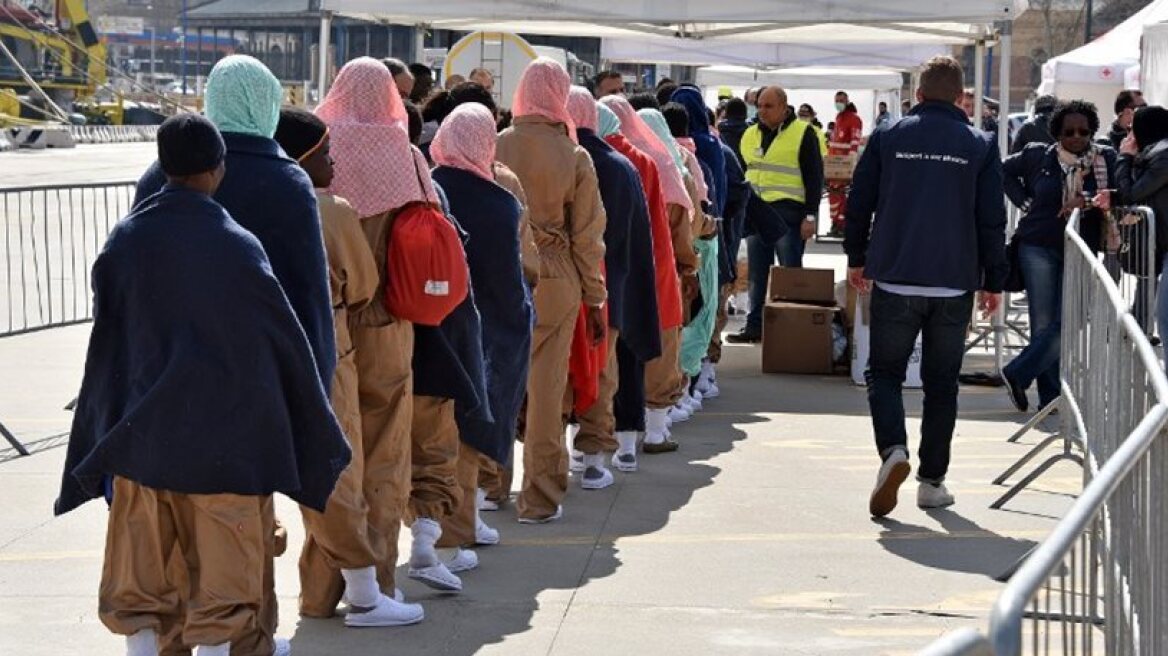 Proposal for 60,000-euro fine for EU countries refusing to accept asylum applicants