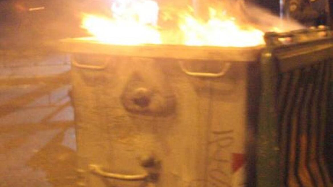 Έπιασαν τον... «Νέρωνα» που έκαψε 34 κάδους στη Λάρισα!