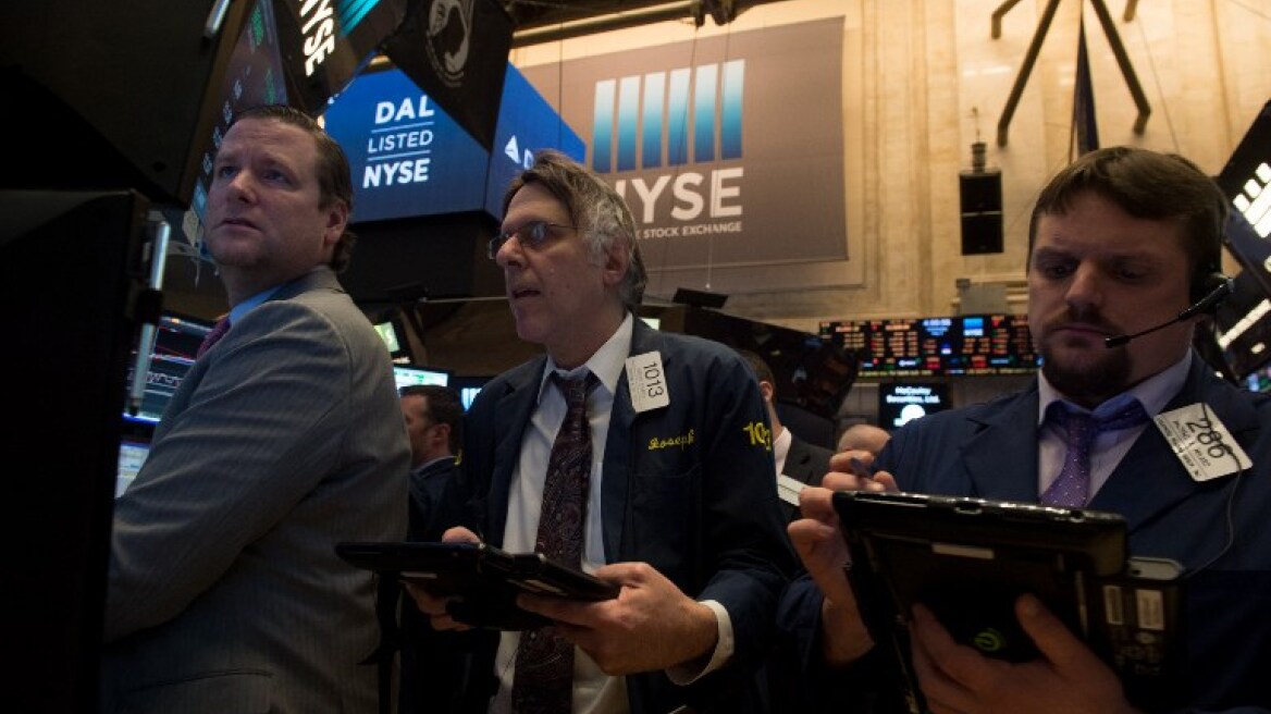 Wall Street: Συνεχίστηκε η άνοδος - Ιστορικό υψηλό για τη μετοχή της Apple