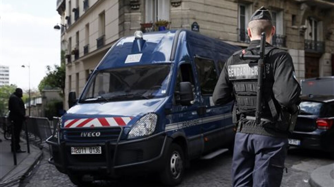 Γαλλία: Χιλιάδες αστυνομικοί στους δρόμους ενόψει του δεύτερου γύρου των εκλογών