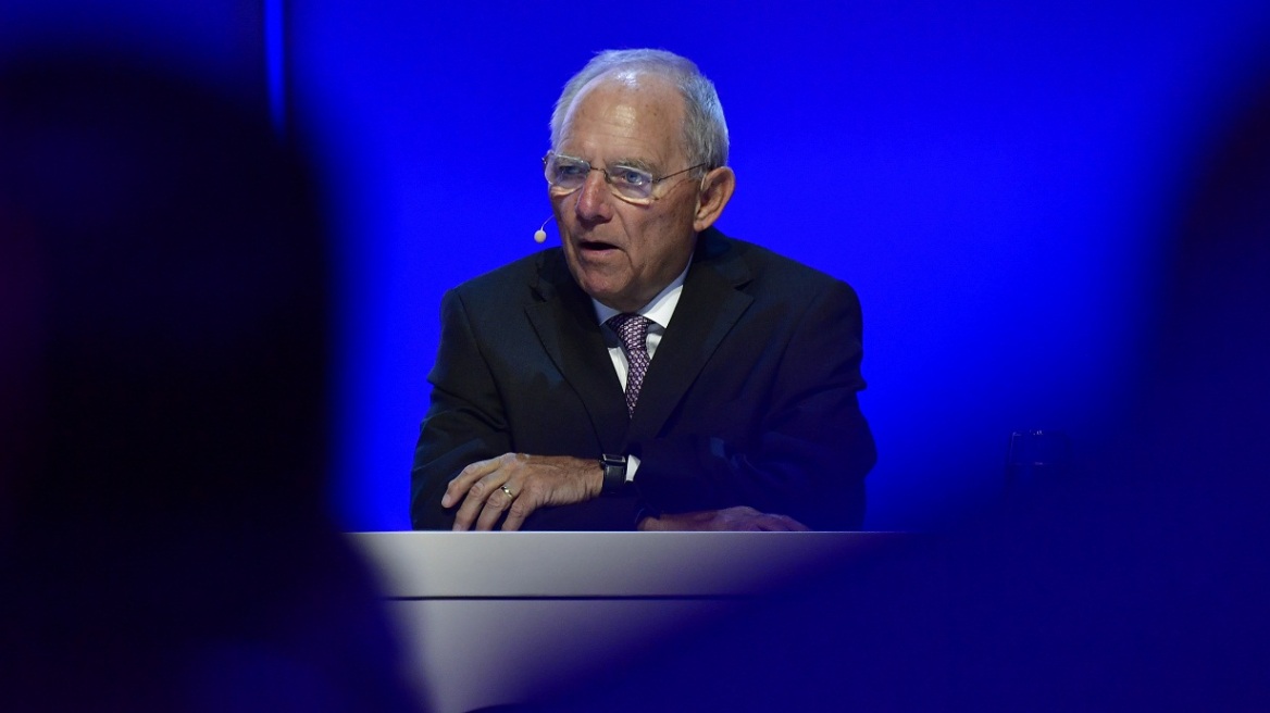 Γερμανία: Το κόμμα του Σουλτς κατηγορεί τον Σόιμπλε για συγκάλυψη σε υπόθεση κατασκοπίας!