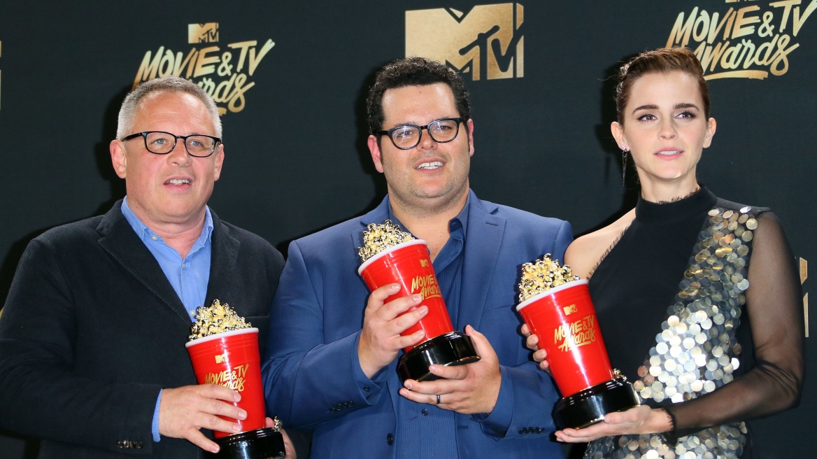 Kινηματογραφικά βραβεία MTV: Beauty and the Beast και Emma Watson «έφαγαν» χρυσό ποπ κορν