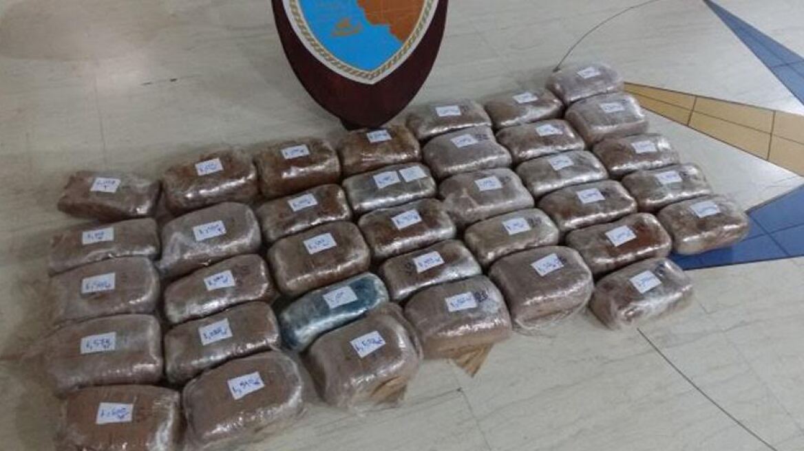 Ηγουμενίτσα: Οι παλέτες στη νταλίκα έκρυβαν 47 κιλά χασίς