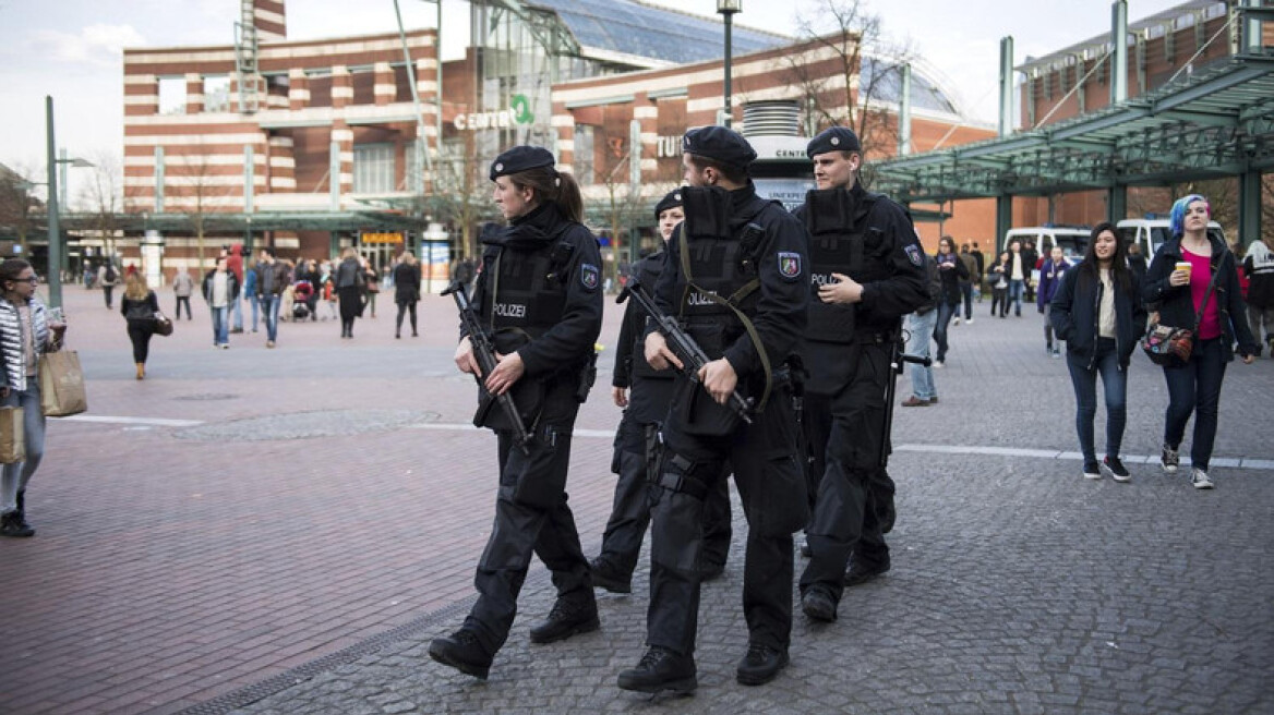 Police carries out anti-ISIS raids all across Germany