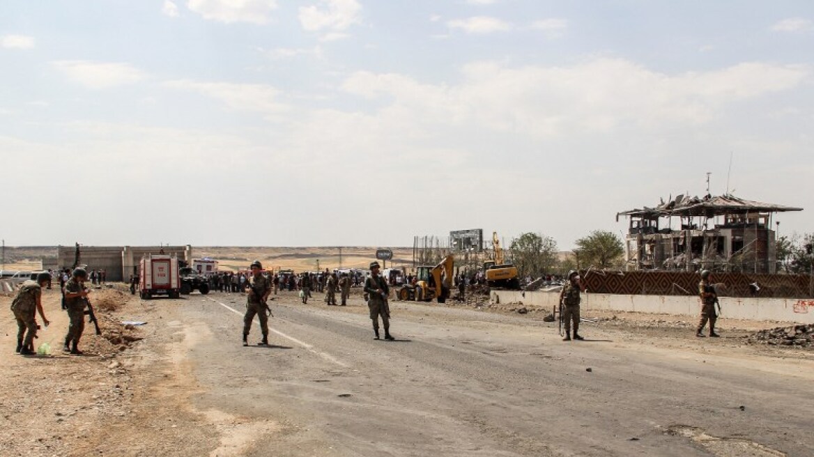 Επιμένουν οι ΗΠΑ: Πολύ σύντομα ο οπλισμός στους Κούρδους