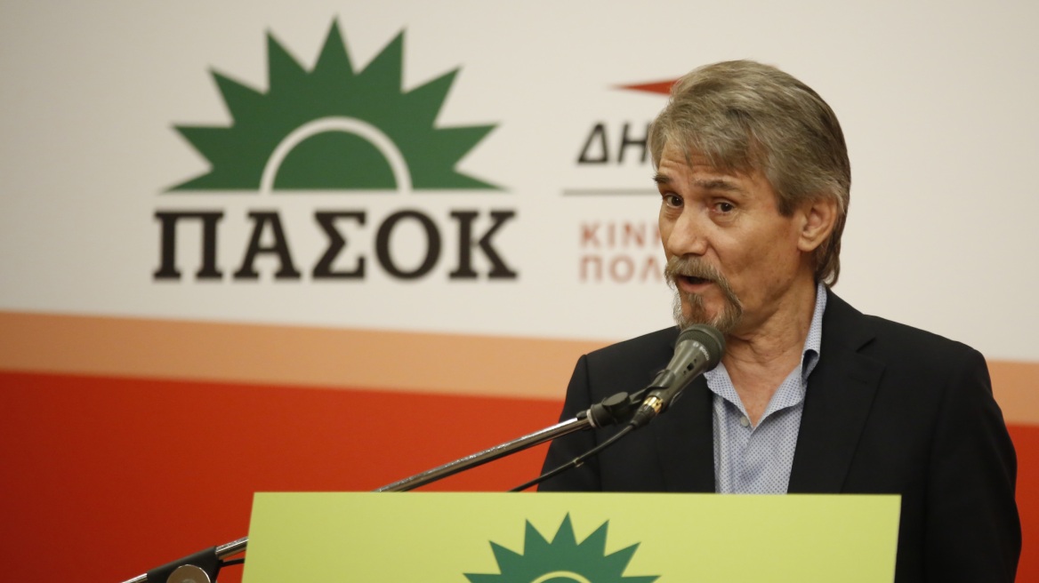 ΠΑΣΟΚ: Αιχμηρή επιστολή Σαλαγιάννη στον πρώην γραμματέα Ξεκαλάκη