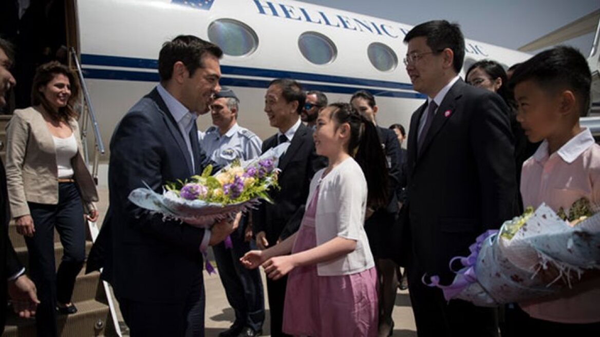 Greek PM Alexis Tsipras arrives in China (photos-video)