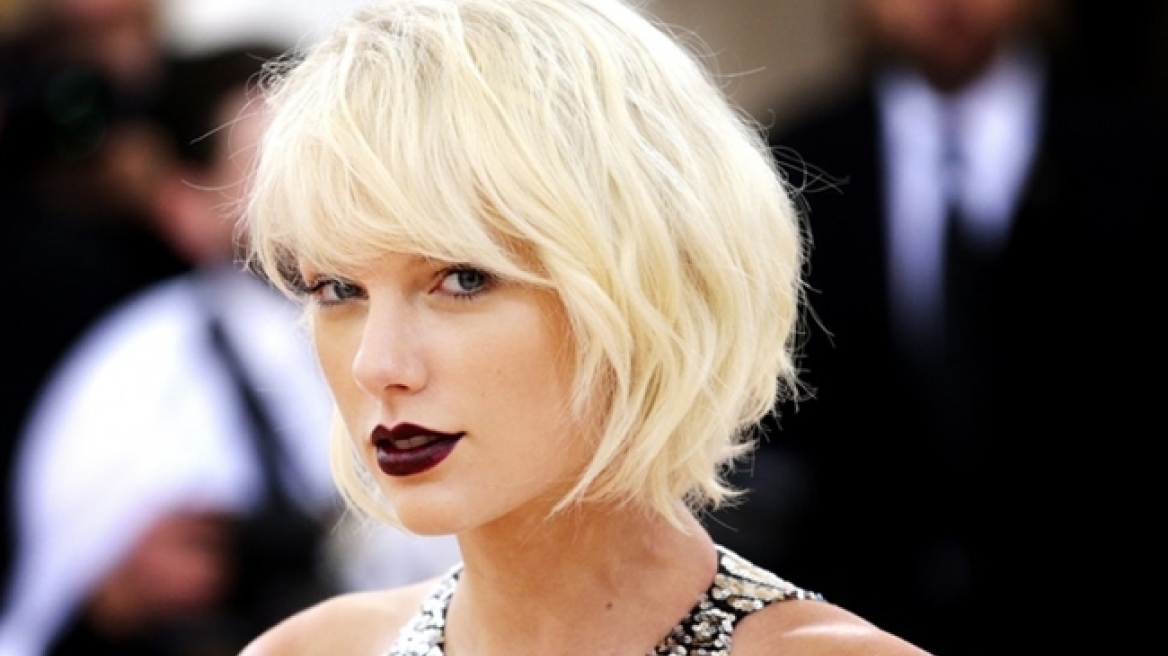 Taylor Swift: Η τρυφερή έκπληξη που έκανε σε θαυμάστριά της 