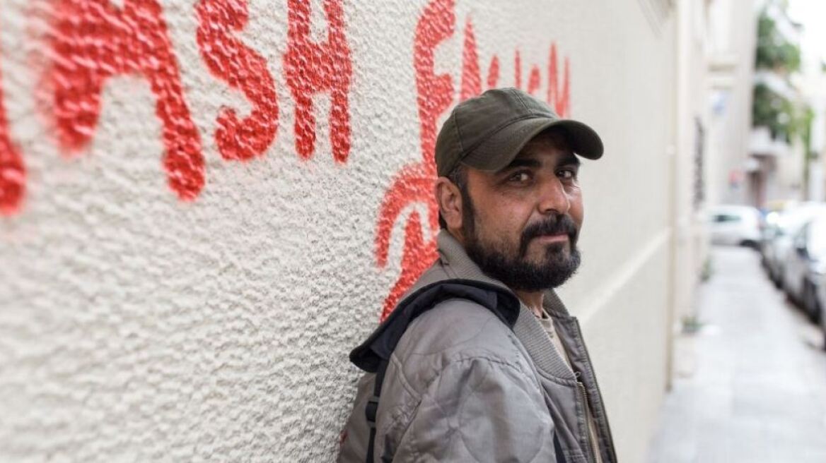 Από το ΝΑΤΟ στον αντιφασιστικό αγώνα: Η ιστορία ενός Αφγανού μετανάστη στην Ελλάδα