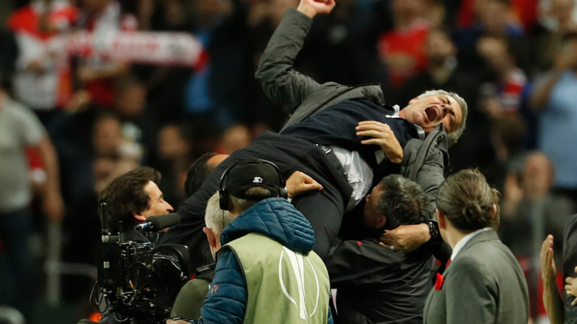Europa League: Τροπαιούχος η Γιουνάιτεντ, 2-0 τον Άγιαξ στον πιο... βαρετό τελικό