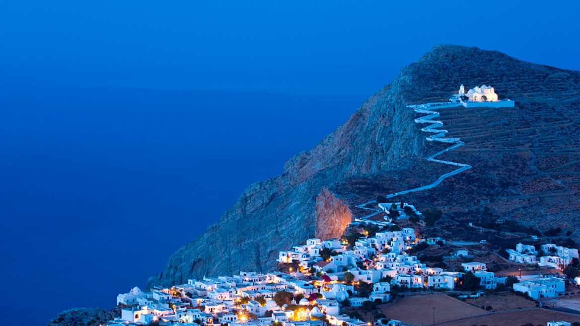 5 Reasons to visit Folegandros in Greece