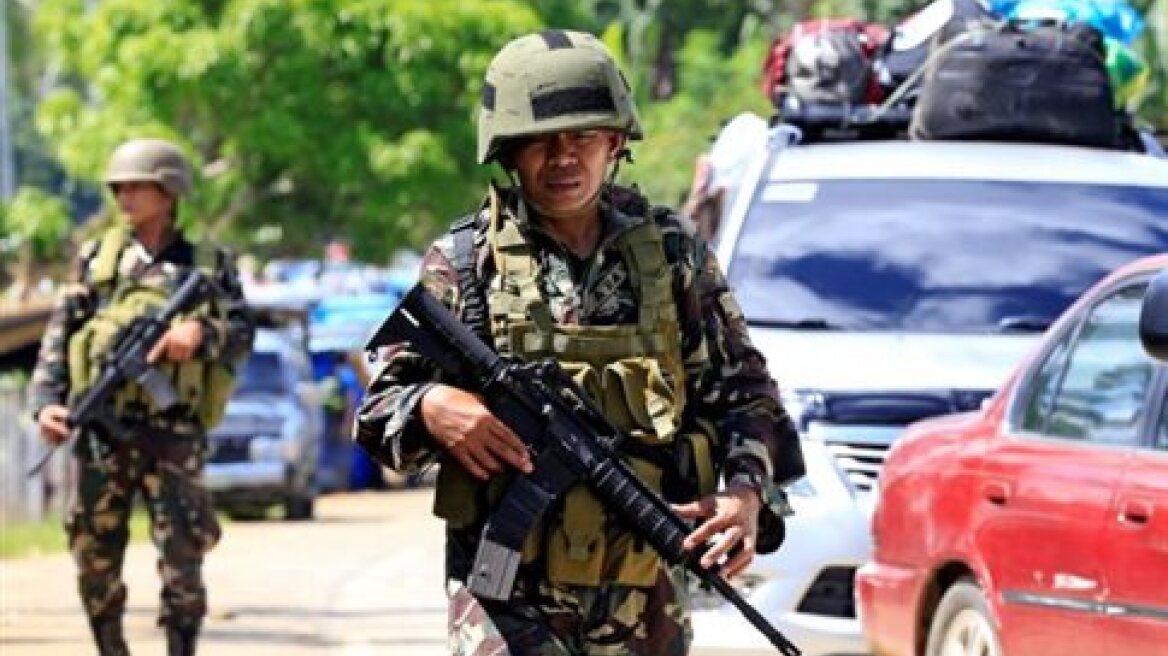 Ο στρατιωτικός νόμος Ντουτέρτε «σπέρνει» το χάος στις Φιλιππίνες: Νέες συγκρούσεις με ισλαμιστές