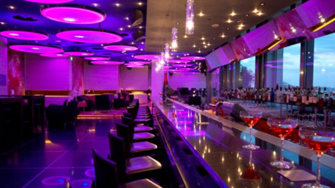 Το New Moon Party στο Galaxy Bar επιστρέφει!